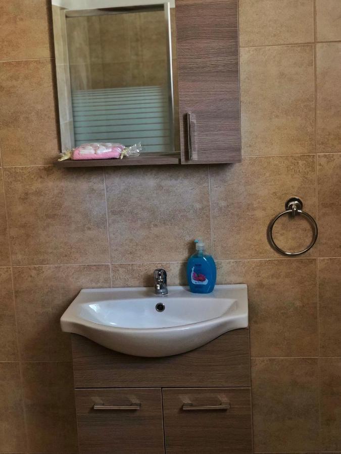 Blue Air Apartment 1Minute From Sea, 15 Min From The Airport Artemis City Center Luaran gambar